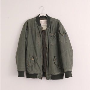 Vintage army bomber jacket